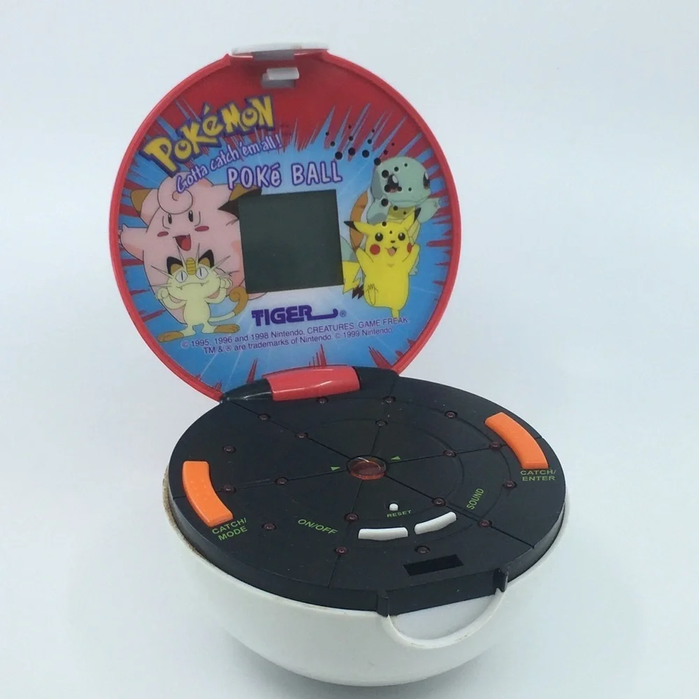 Vintage 90's Nintendo Pokémon Pokeball Game Toy by Tiger Electronics Retro
